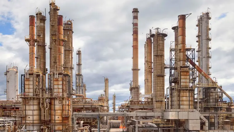 مزایای وندورلیست نفت چیست؟